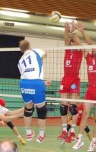 

Nurmon Giba - Timo Alanen näyttää kapteenin esimerkkiä lyöntipelillään. 