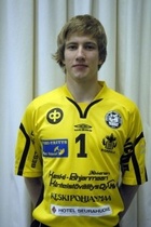 Tuttu nurmolaiskasvo Juho Toivola passaa Tiikereiden riveissä nykyisin. Kuva: Tiikerit